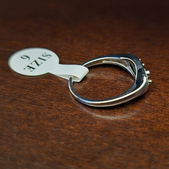 Fragrant Jewels La Loteria Ring - Picture 4 of 9